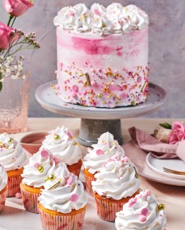 FUNCAKES2021_F10915_FUNCAKES_MIX_FOR_ENCHANTED_CREAM_AMBIENCE_IMAGE_JPG_1